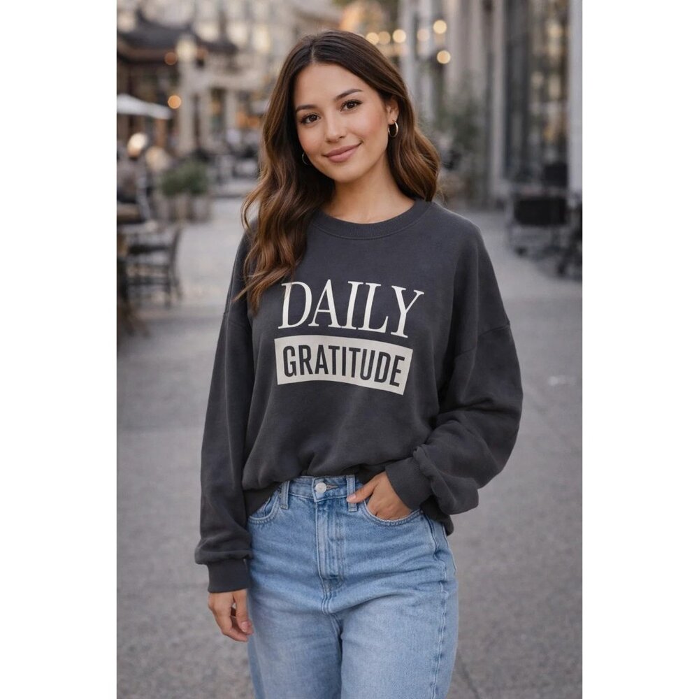 Z Supply size Medium Daily Gratitude Black Sweatshirt